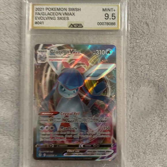 Full Art Glaceon Vmax Graded 9.5 Mint - Picture 3 of 3